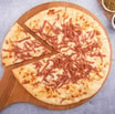 Belegte Teigtasche Mortadella Aschkawan